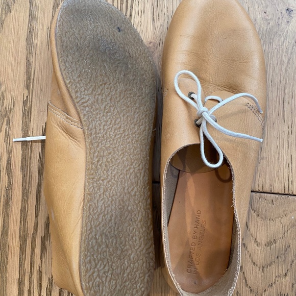 ZUZII OXFORDS NATURAL LEATHER SIZE 7 - NO LONGER MADE - Picture 3 of 3